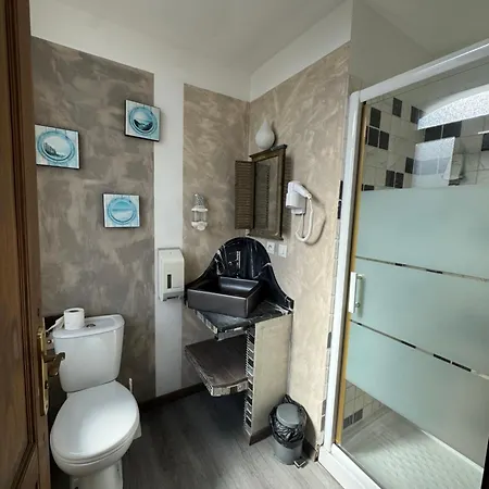 Hotel De France Tey Resort Hotel 2*