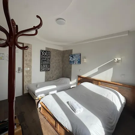 Hotel De France Tey Resort 2*