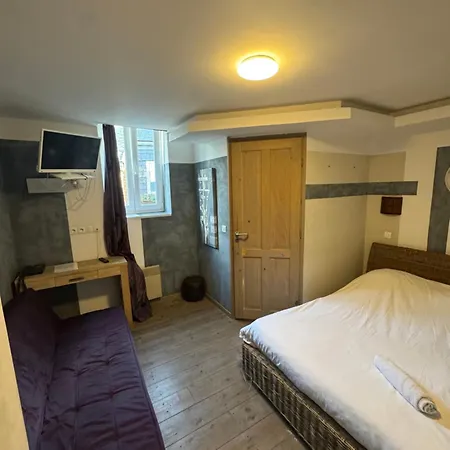 Hotel Hotel De France Tey Resort 2*